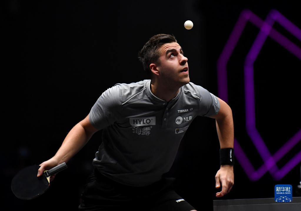 此次与穆迪 此次与穆迪