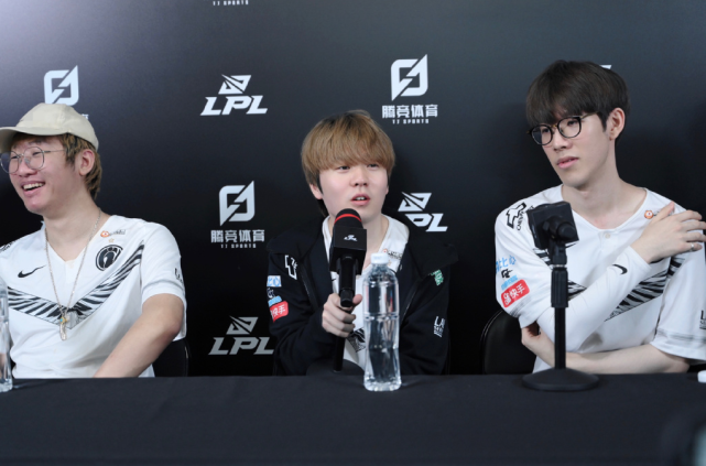 年奋斗的理 年奋斗的理