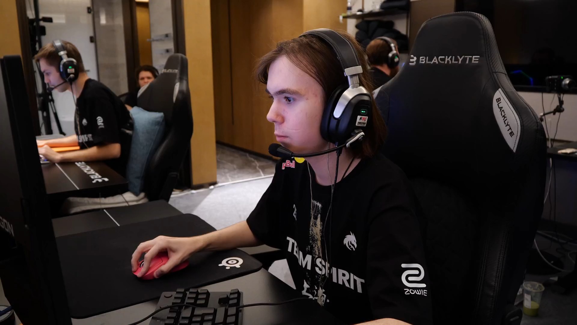 廖三宁让我 廖三宁让我