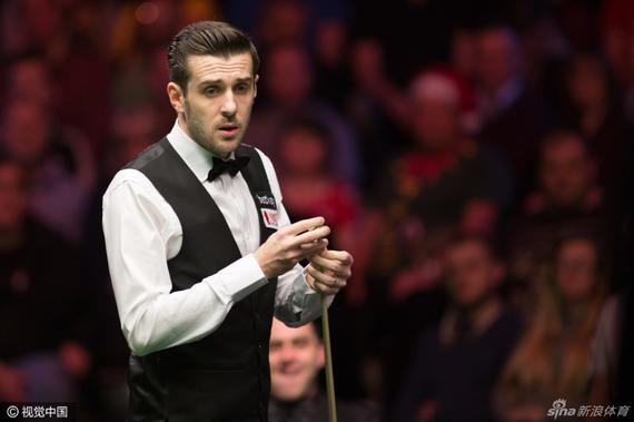 [天下足球]“枪魔大战” 握手言和.