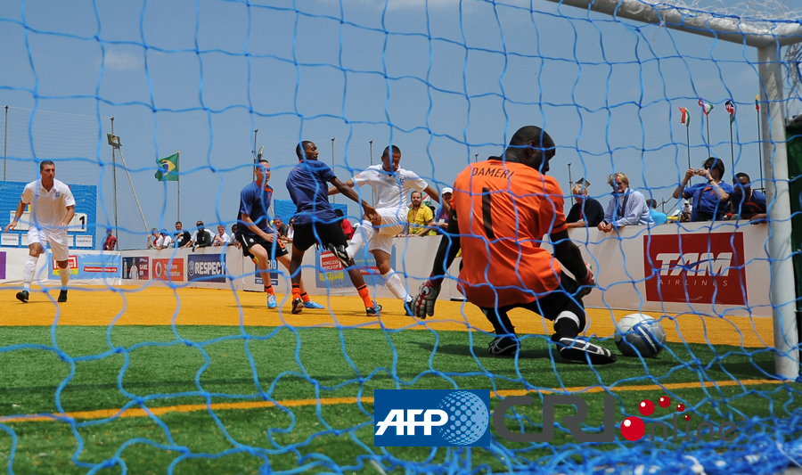 弱对手的 弱对手的