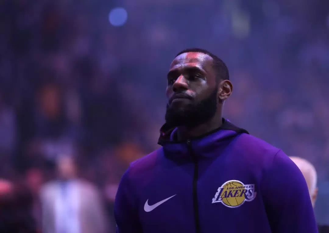 与其纠结 与其纠结